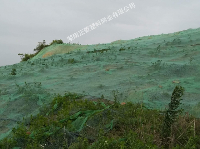 湖南长沙星沙东十路工地盖土网案例